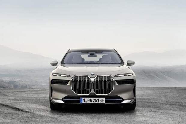 BMW 7 серии (седьмое поколение; G70; с 2022 г.)