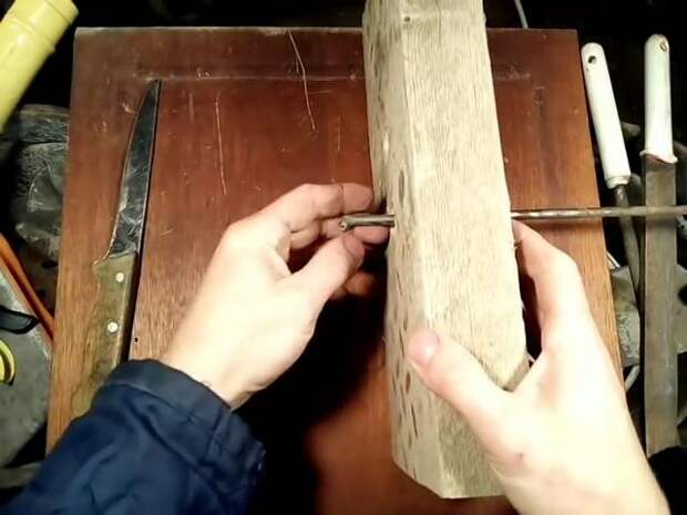 Как сделать рукоятку для инструмента из пластиковой трубы