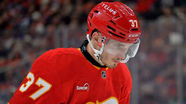 Шайба Кузнецова помогла «Калгари» обыграть «Айлендерс» в НХЛ