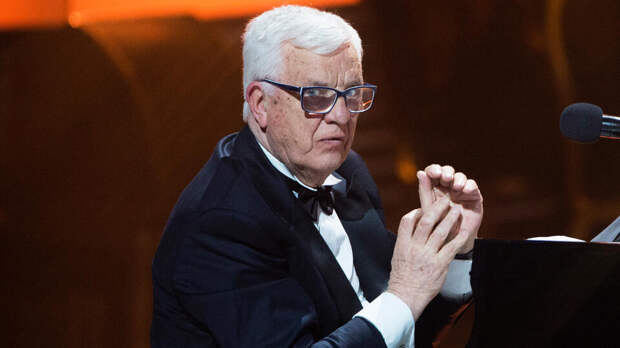 Путин поздравил народного артиста СССР композитора Паулса с юбилеем