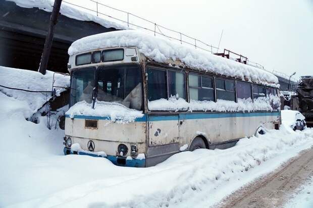 Зимовка. ЛАЗ-4969 в декабре 2017 ЛАЗ, ЛАЗ-4969, авто, автобус, кухня, олдтаймер, ретро техника, фудтрак