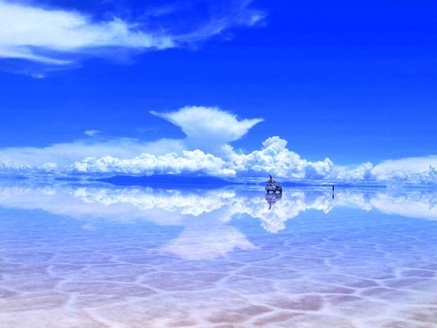 Озеро Солончак Уюни, Боливия (Salar de Uyuni, Bolivia) - самое большое соленое озеро во всем мире Озеро Солончак Уюни, Боливия (Salar de Uyuni, Bolivia) - самое большое соленое озеро во всем мире