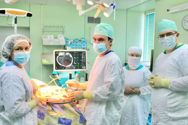 В ХМАО врачи спасли трехлетнего мальчика с опухолью мозга