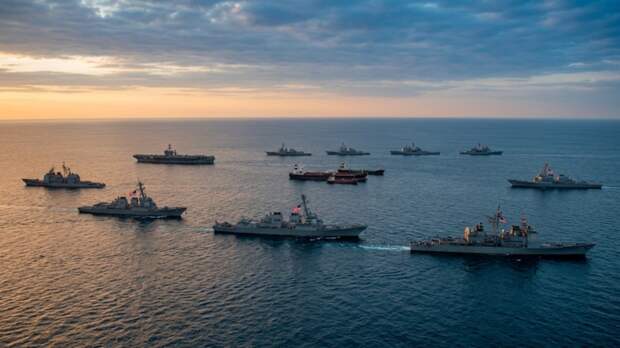 В Малайзии задержали два танкера с россиянами на борту