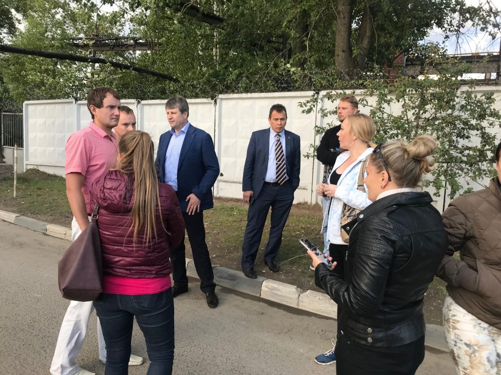 Владимир Кузьменко проведет обход на Стандартной улице Фото предоставлено управой