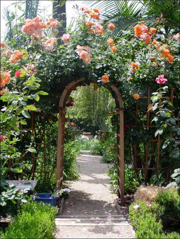 arbor-and-archway-in-garden1-3.jpg