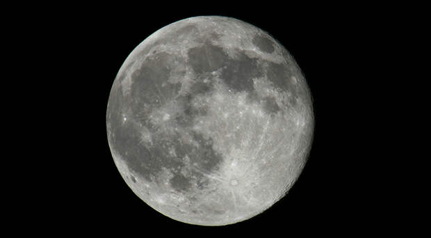 Ученые показали Луну изнутри. Спутник нашей планеты внутри не просто из камня