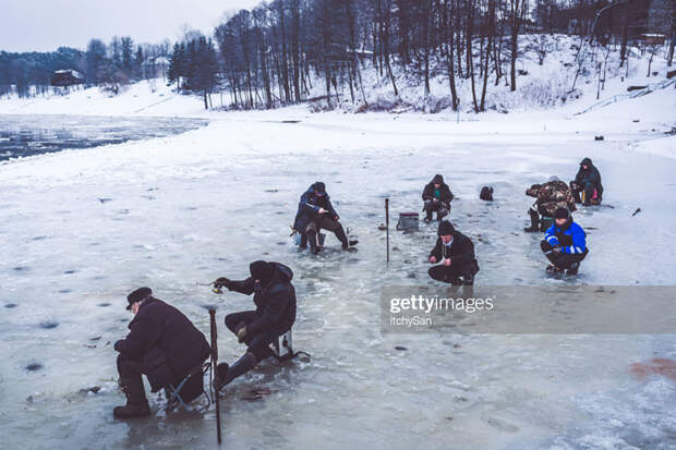 Fishing-on-Ice Fishing-on-Ice