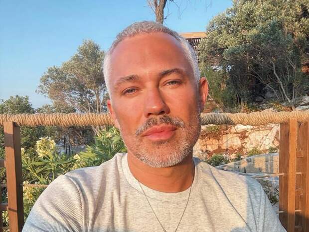 Стилисты Рогов и Сухарев оценили «лук» дочери Бони и прошлись по Бузовой