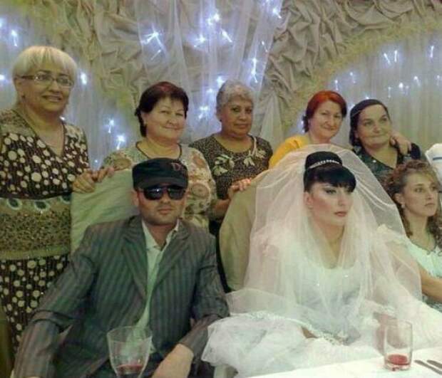 И даже такое... банкет, жених и невеста, свадьба, сельская свадьба, фотографии, юмор