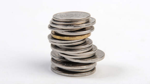 Вклады в российских банках оказались обманом: Эксперт объяснил, почему люди забирают деньги