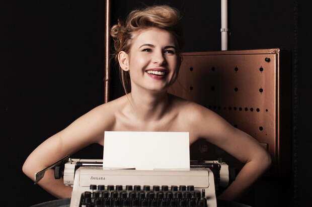 Роковая сердцеедка из «Ералаша» сводит мужчин с ума. История лопоухой разлучницы Анны Цукановой-Котт