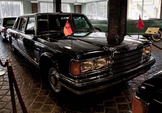 Автомобили первых лиц СССР (22 фото) Автомобили первых лиц СССР (22 фото)