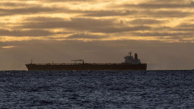 FT: суда маскируются под китайские, чтобы избежать атаки в Персидском заливе