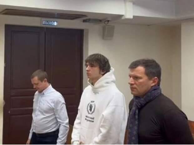 Арестованному рэперу «в носке» Vacio вручили повестку в военкомат
