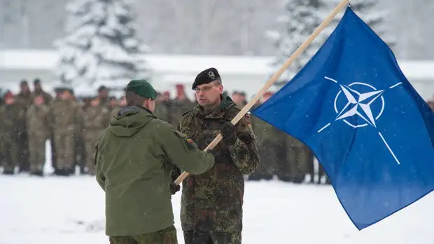Военный эксперт Литовкин отметил важность обсуждения гарантий безопасности прежде всего с США