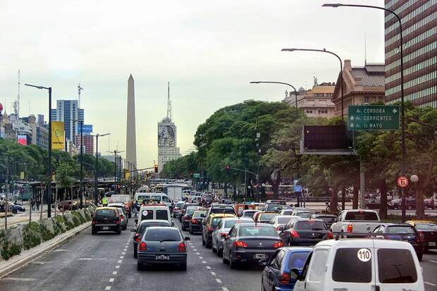 avenida-nueve-de-xulio-01