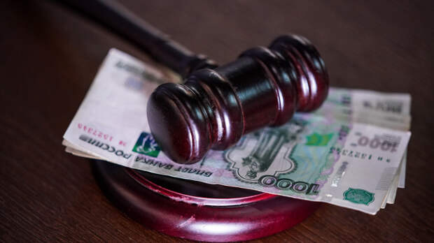 Шутка с ИИ: родители школьника заплатят 20 тысяч за дипфейк учительницы