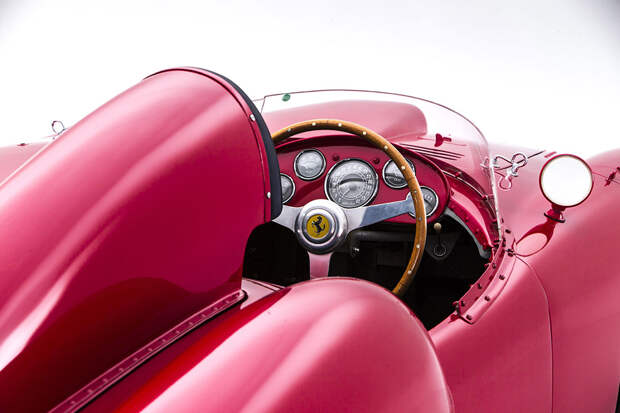 1954 Ferrari 375-Plus Spider Competizione 1954 Ferrari 375-Plus Spider Competizione