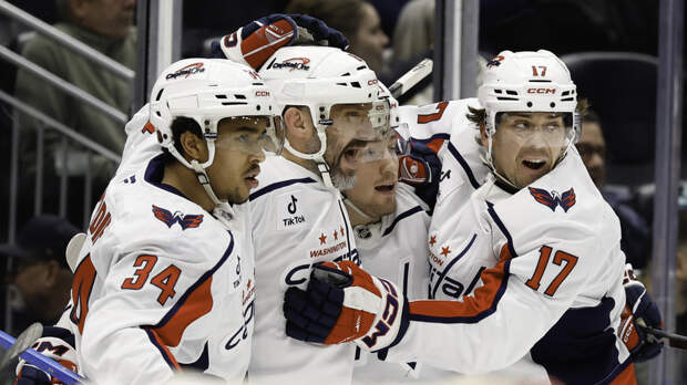 «Вашингтон» отыгрался с 0:3 и одолел «Каролину» в матче НХЛ, Овечкин без очков