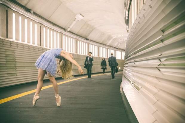 Магия танца, ворвавшегося в городские пространства: фотопроект Шона Данкера