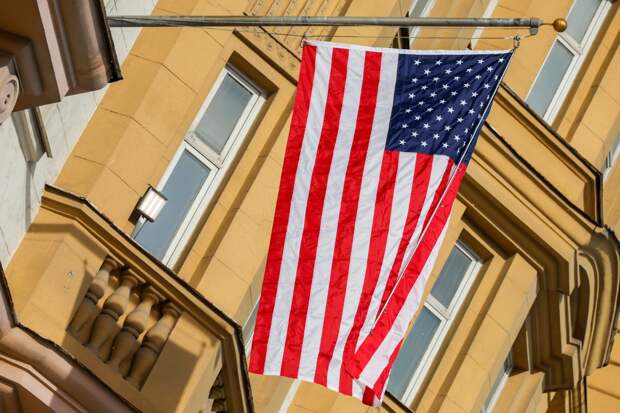 Посол отметил изменение отношения США ко Дню Победы