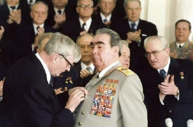 Советские мифы про Леонида Брежнева.