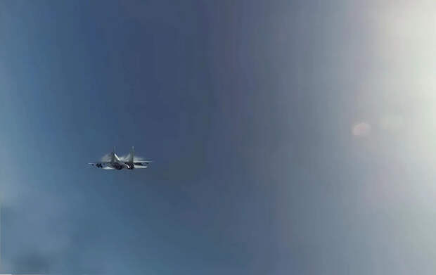 После встречи над Балтикой F-35A с истребителем Су-30СМ, итальянский пилот был отстранен от полетов штатным психологом