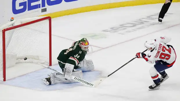 «Вашингтон» уступил «Миннесоте» в НХЛ, несмотря на гол Кузнецова и ассист Овечкина