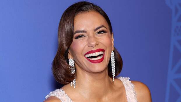 В сети появились пляжные снимки Евы Лонгории без фотошопа