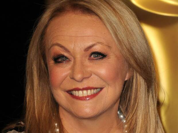 Джеки Уивер (Jacki Weaver)