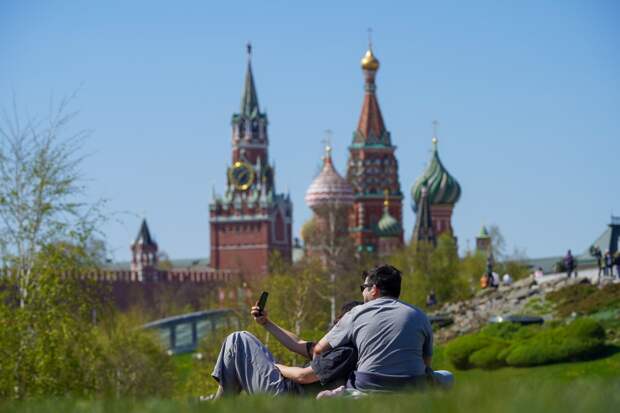 Москвичам рассказали о погодной аномалии предстоящим летом