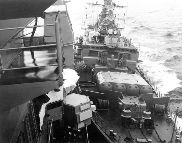 Как корабль флота СССР протаранил американский