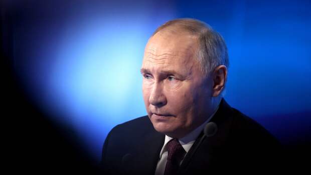 Путин: Россия хочет урегулировать украинский конфликт мирно и открыта к диалогу