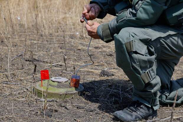 Российский сапер рассказал об использовании ВСУ шприцев