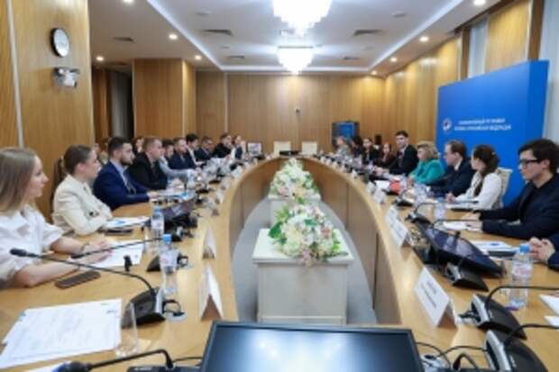 Представители СК России и Молодёжного союза «Юный следователь» приняли участие в заседании Молодёжного совета при Уполномоченном по правам человека в Российской Федерации