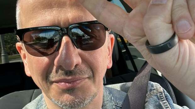 Выпускники Школы-студии МХАТ требуют министра культуры отменить назначение Богомолова