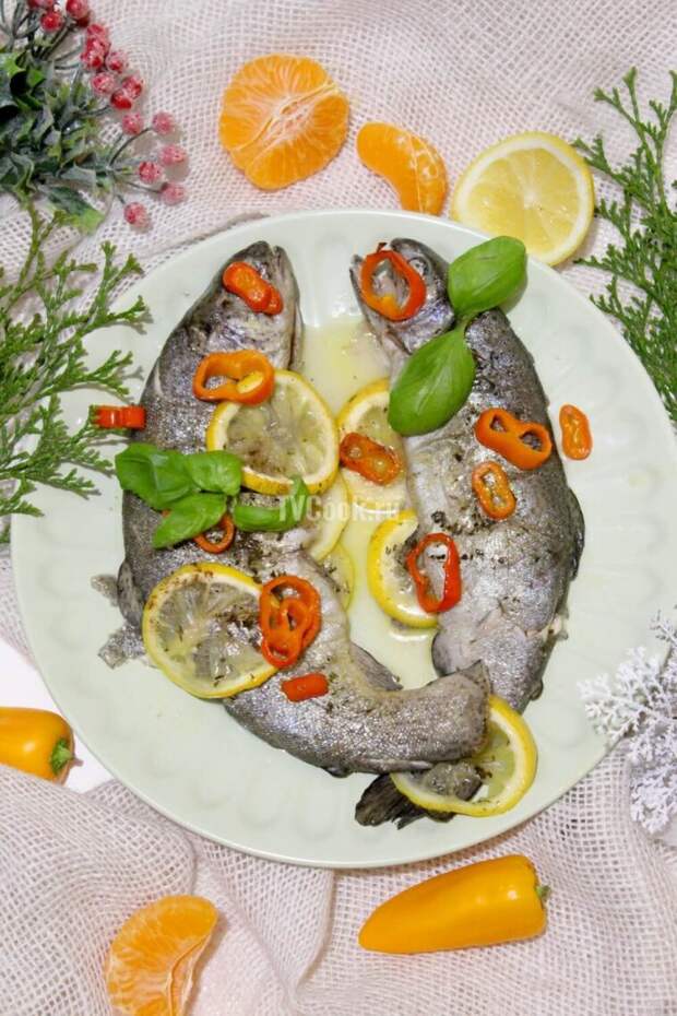 Рыба, запеченная в рукаве — рецепт