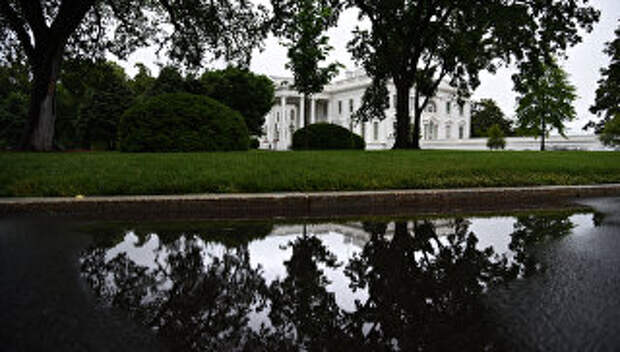 Здание Белого дома в Вашингтоне, США. Архивное фото