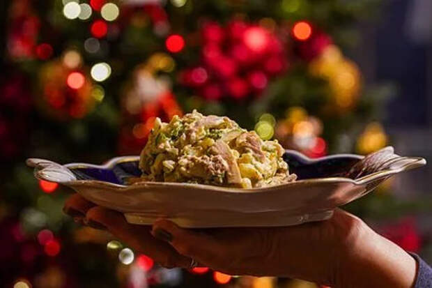 Россиянам дали советы насчет питания в праздничные дни