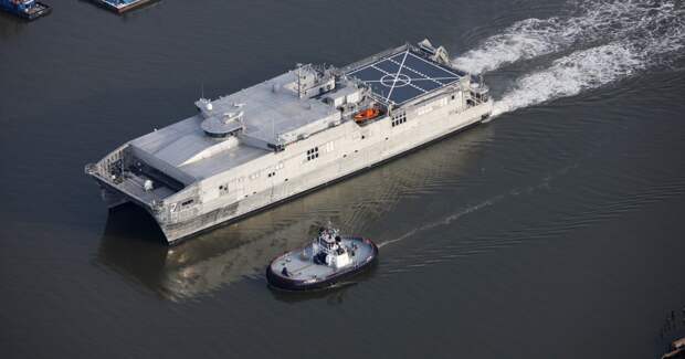 ВМС США направили транспортно-десантный корабль Yuma в Черное море