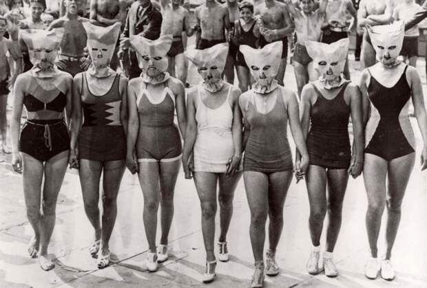 Конкурс красоты. Лица женщин закрыты, оценивалась только красота тела и ног. США, Лонг-Айленд, 1935 год. история, факты, фото