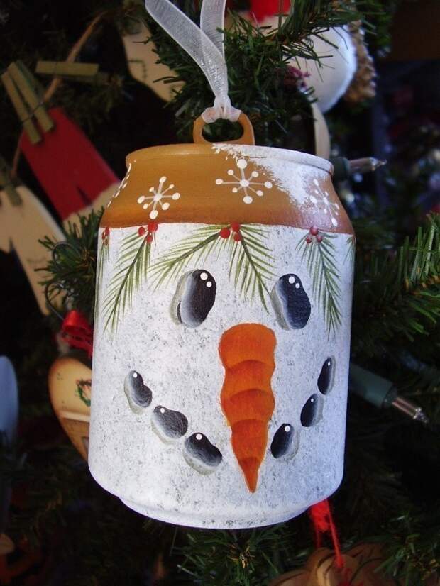 Snowman Mini Pop Can Ornament ~ cute idea!