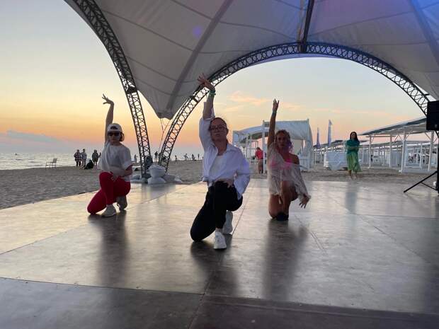 Чисто танцы: В отпуск на работу или как необычно съездить на море