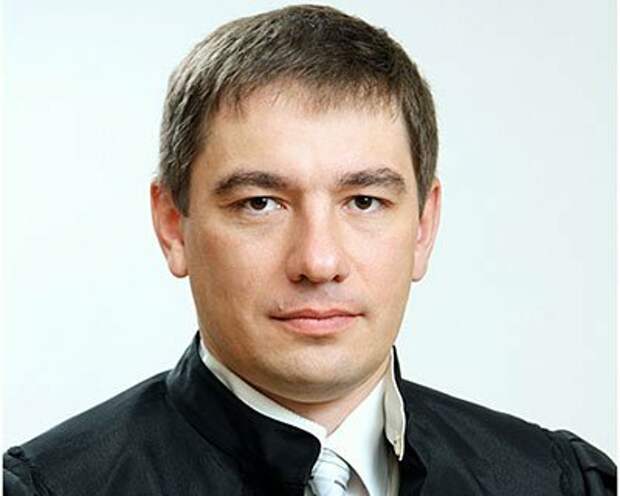 А. Кликушин,  отставленный из судей ВС. 