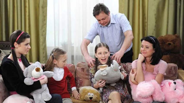 32nB0BZY9-mZhEl_n9XliM_p62mF3Dqdoen7HB-Sr912xLfisNHT9skrB44Wc4dqPMTA_VZ5H8KUpPZe_Jx_00QW (700x392, 241Kb)