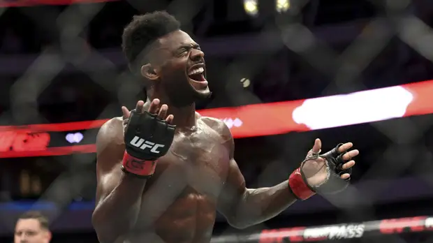 Стерлинг считает, что Сэндхаген победит Яна на UFC 267