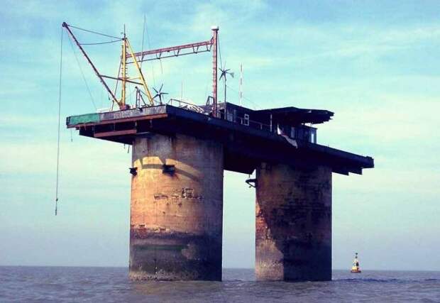 10 самых впечатляющих морских фортов (20 фото)