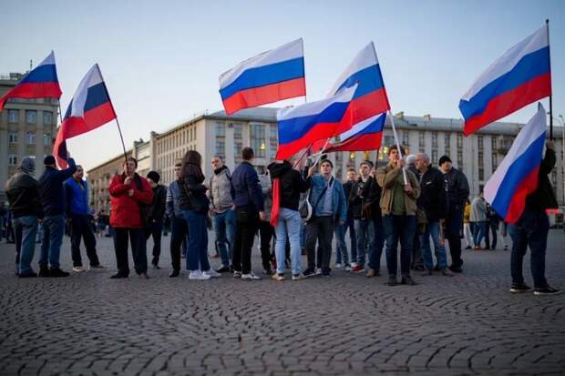 «Хотим под контроль России!»: жители Херсона обрадовались, что город может быть освобожден от ВСУ в рамках переговоров