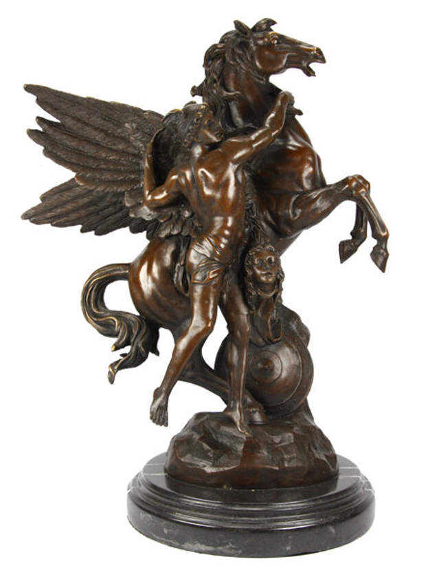 Скульптура "Персей и Пегас". Автор Эмиль Луи Пико, 1888 год. Копия.